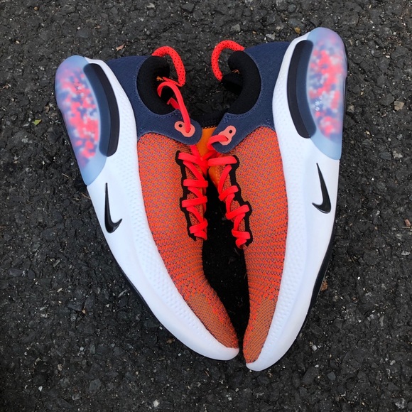 nike joyride run flyknit magma orange